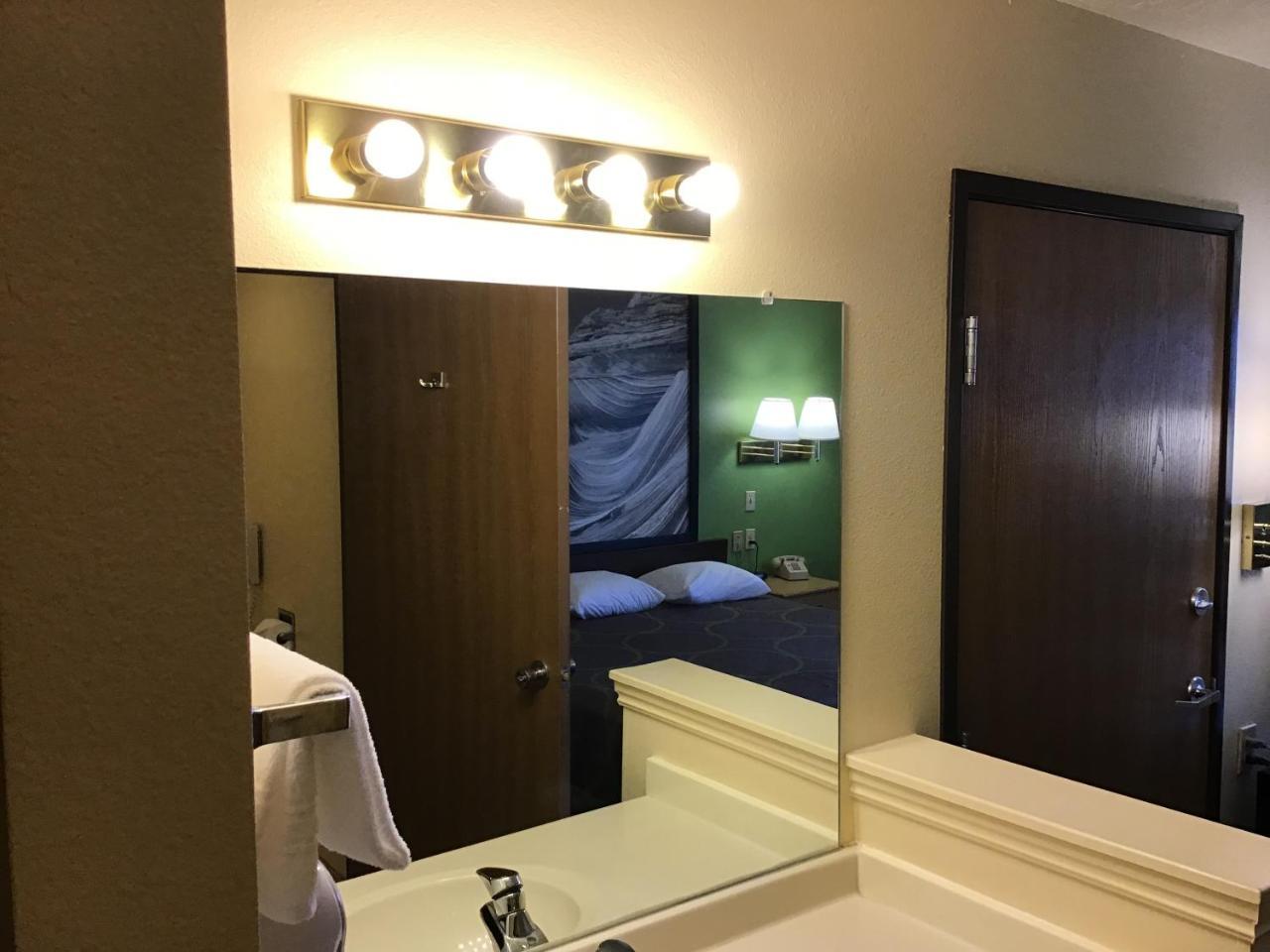 Super 8 By Wyndham Vernal Ut المظهر الخارجي الصورة